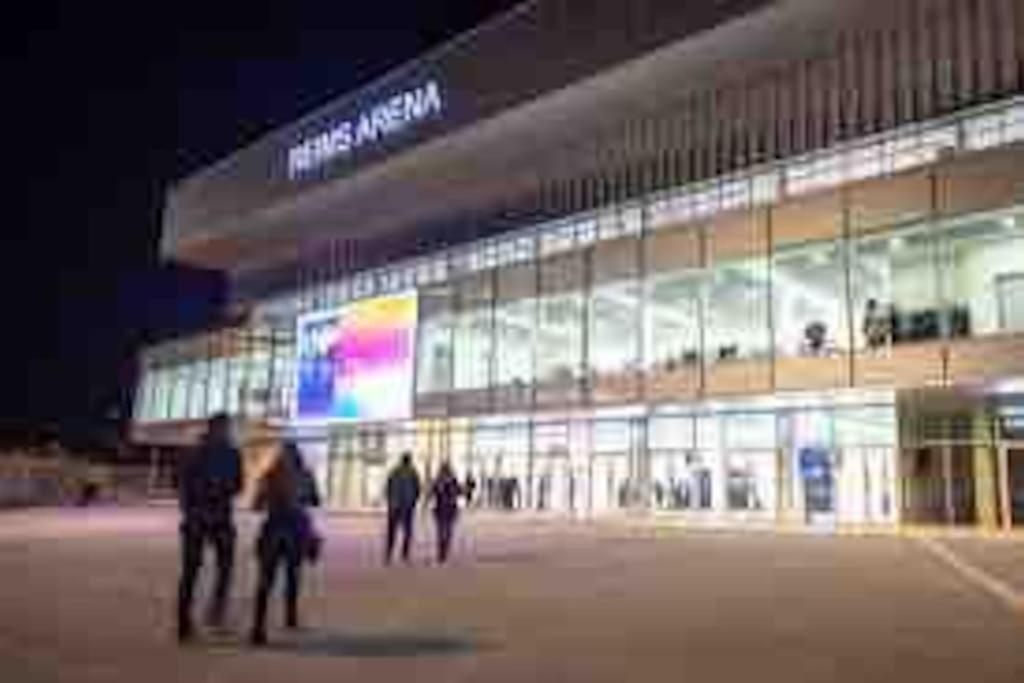 Studio 24M2 Avec Parking Prive - Lycee Roosevelt - Arena - Gare Reims Luaran gambar
