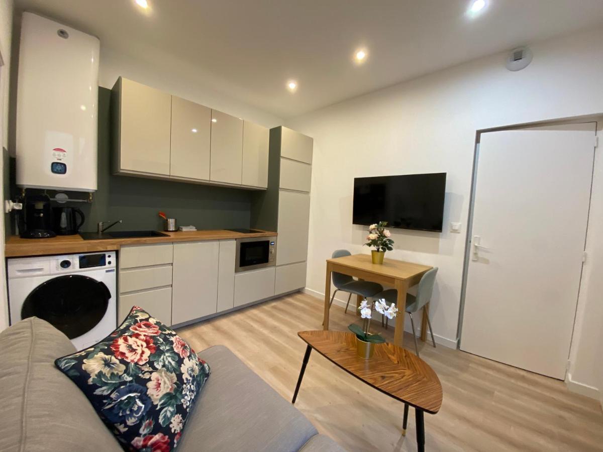 Studio 24M2 Avec Parking Prive - Lycee Roosevelt - Arena - Gare Reims Luaran gambar